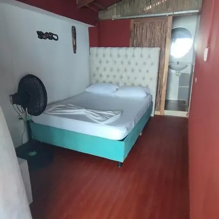 Palos Locos Baru Inn *
